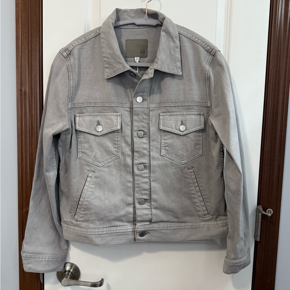 NWT AG Adriano Goldschmied Evonne Trucker Light Gray Denim Jean Jacket, Size L